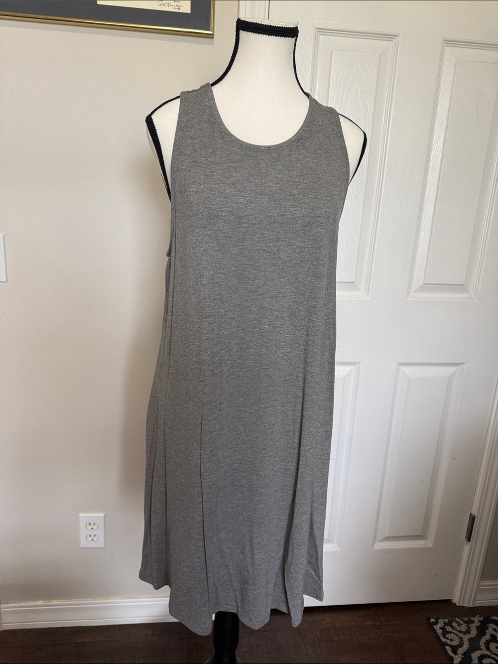 Old Navy grey Sleeveless Women’s Dress Sz Large NWT Knit midi